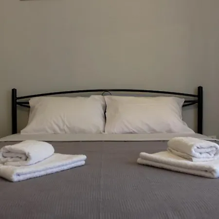 Apartment Johnny's *